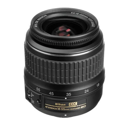 Nikon 18-55mm f/3.5-5.6G ED AF-S DX Nikkor Zoom Lens